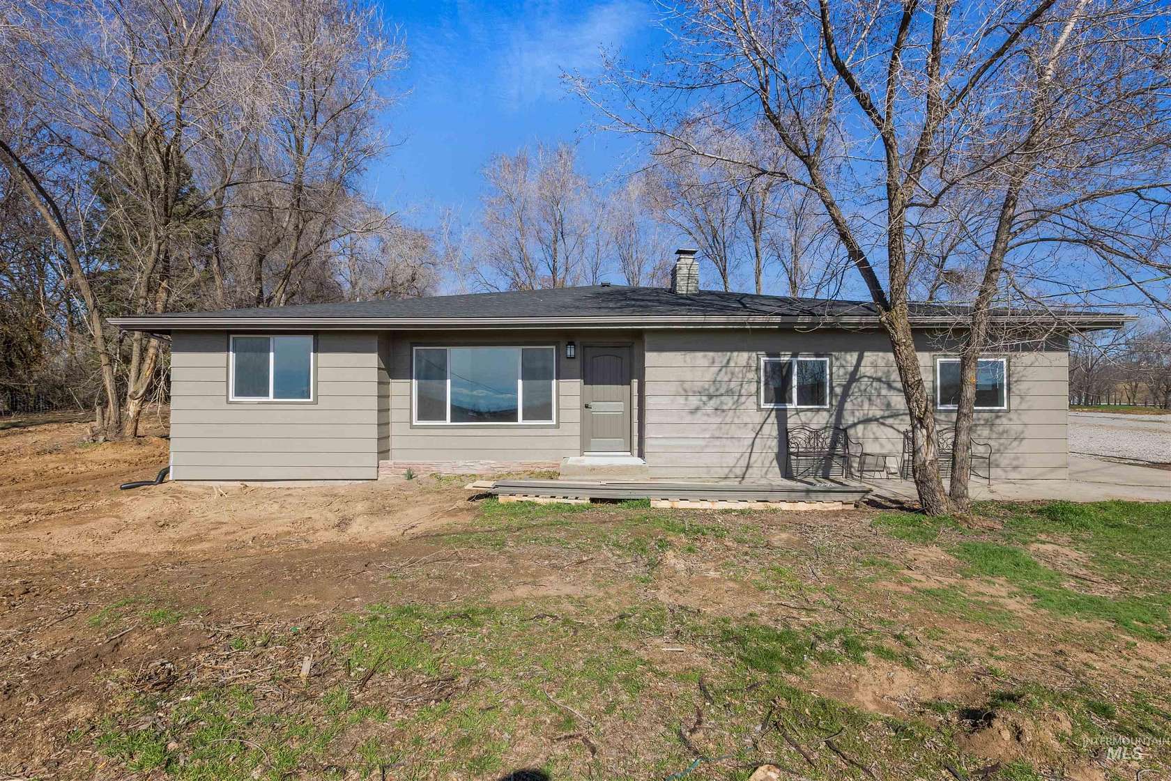 5 Acres of Land with Home for Sale in Caldwell, Idaho
