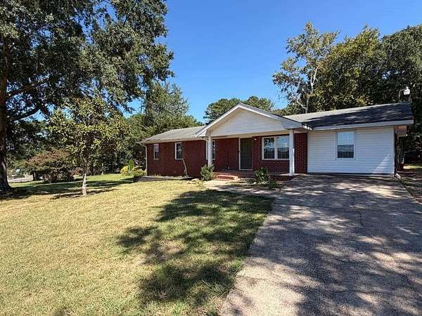 2.39 Acres of Land with Home for Sale in Bethlehem, Georgia