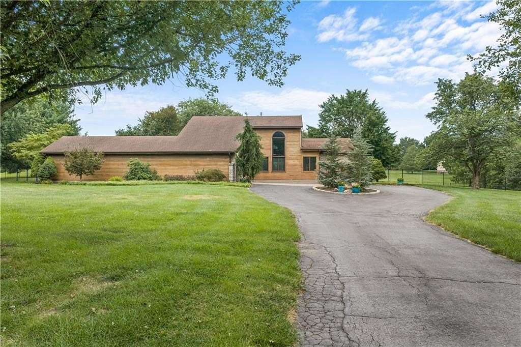 2.72 Acres of Land with Home for Sale in Lee's Summit, Missouri