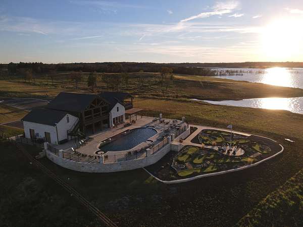 1.73 Acres of Residential Land for Sale in Windom, Texas