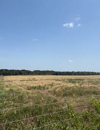11.1 Acres of Commercial Land for Sale in Hubbard, Texas