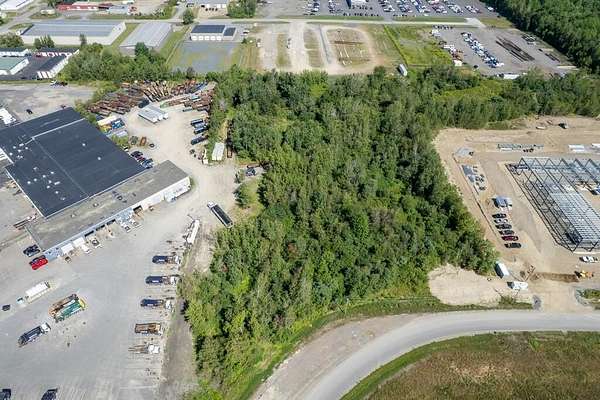 4.1 Acres of Mixed-Use Land for Sale in Hermon, Maine