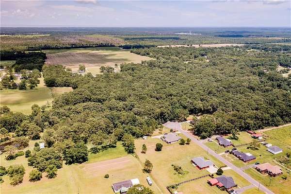 1 Acre of Residential Land for Sale in Irvington, Alabama