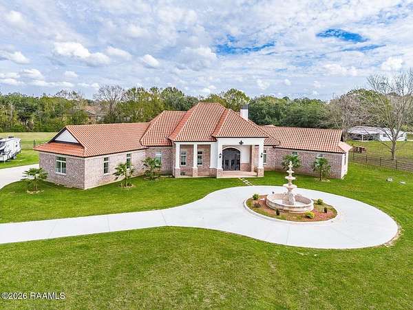 3.27 Acres of Land with Home for Sale in Lafayette, Louisiana