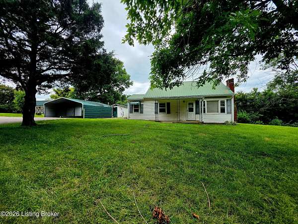 5 Acres of Land with Home for Sale in Springfield, Kentucky