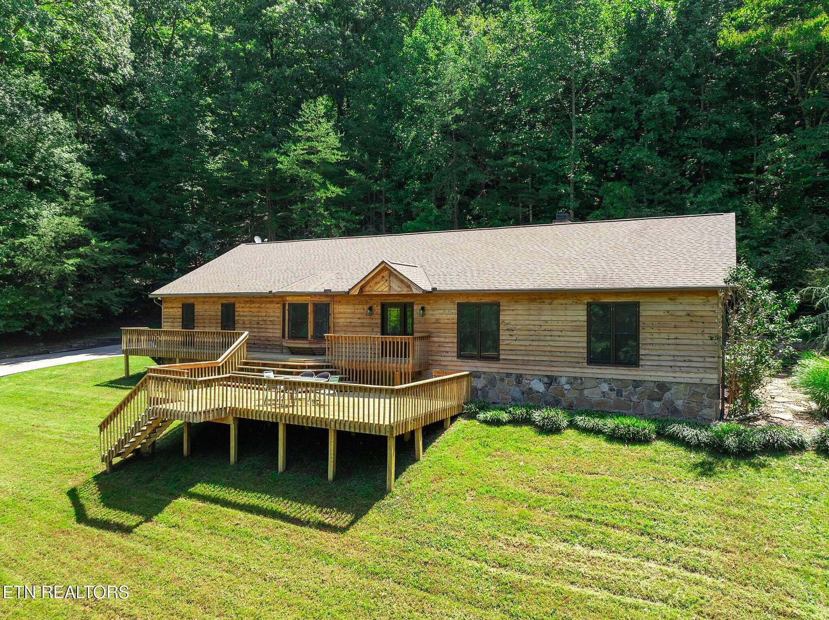 4.8 Acres of Land with Home for Sale in Powell, Tennessee