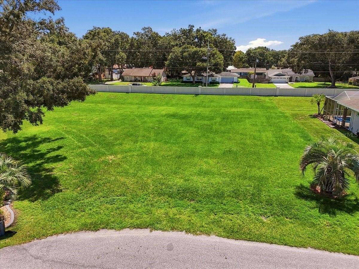 0.66 Acres of Residential Land for Sale in Auburndale, Florida