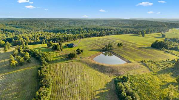 207 Acres of Improved Land for Sale in Nunnelly, Tennessee