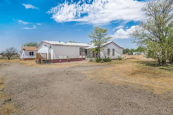 2.52 Acres of Land with Home for Sale in Amarillo, Texas