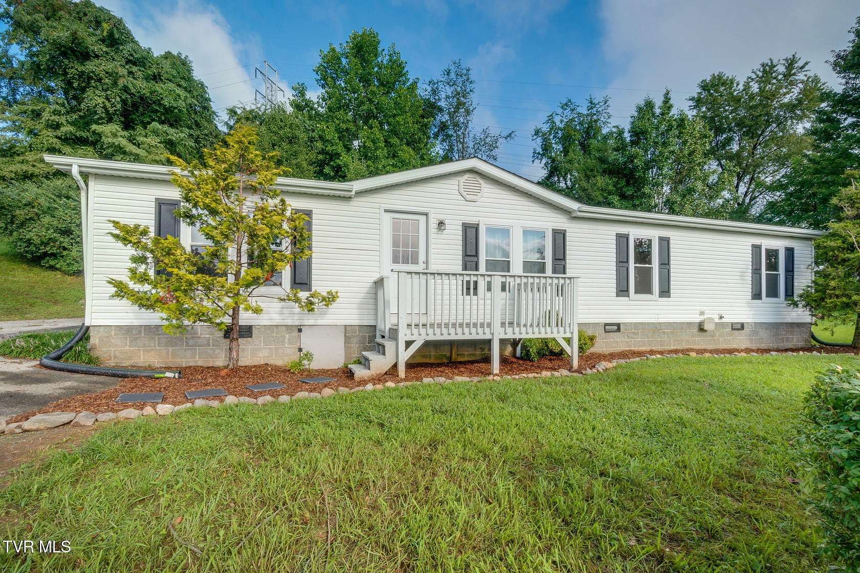 2.4 Acres of Land with Home for Sale in Abingdon, Virginia
