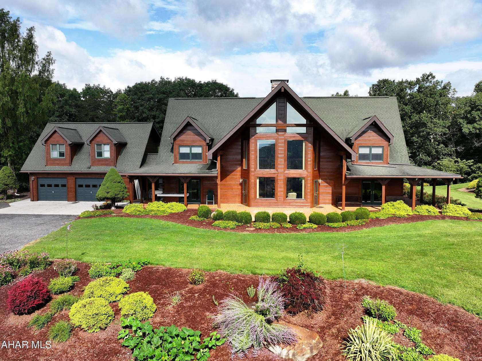 12.8 Acres of Recreational Land with Home for Sale in Everett, Pennsylvania
