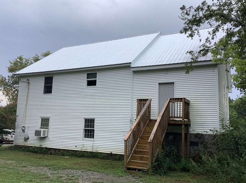 5 Acres of Land with Home for Sale in Shelbyville, Tennessee