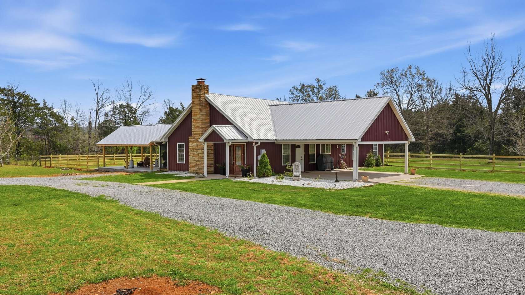 6.45 Acres of Land with Home for Sale in Murfreesboro, Tennessee