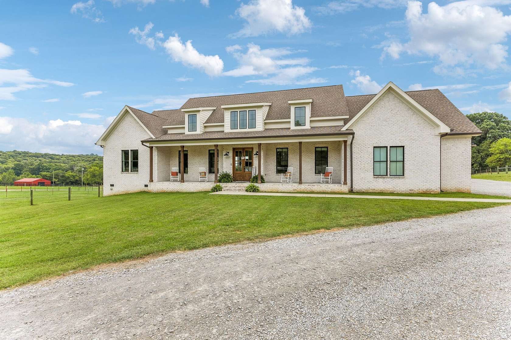 16.9 Acres of Land with Home for Sale in Spring Hill, Tennessee