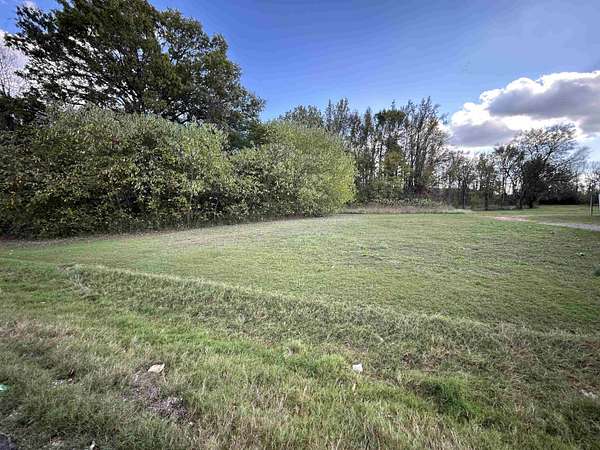 0.89 Acres of Land for Sale in Muscle Shoals, Alabama