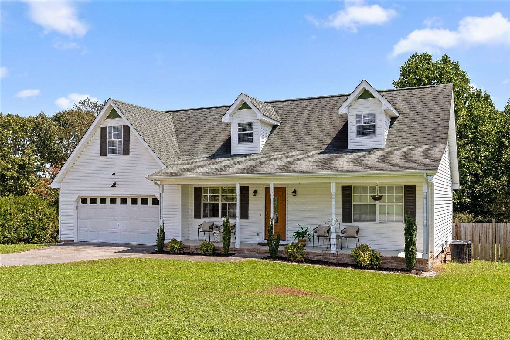 1.5 Acres of Land with Home for Sale in Ringgold, Georgia
