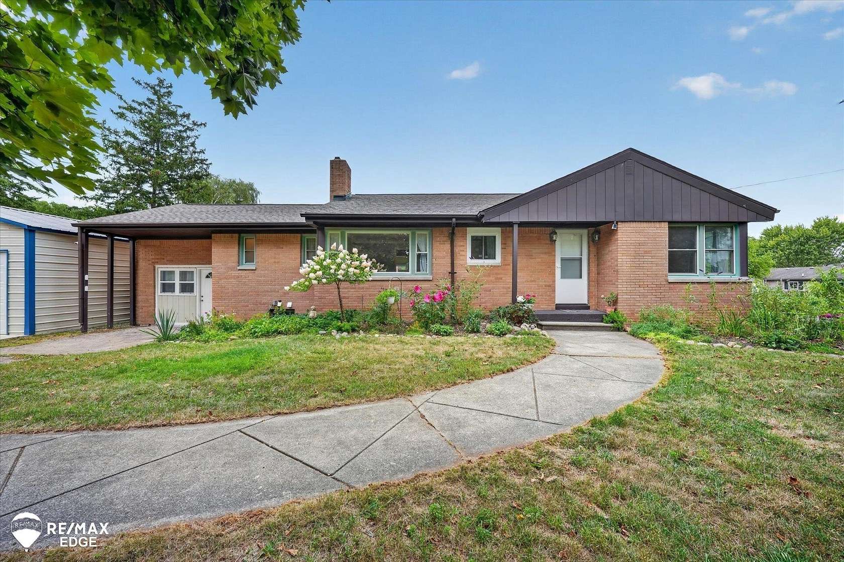 7.1 Acres of Land with Home for Sale in Grand Blanc, Michigan