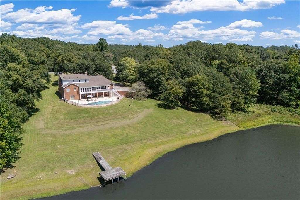 2 Acres of Land with Home for Sale in Fayetteville, Georgia