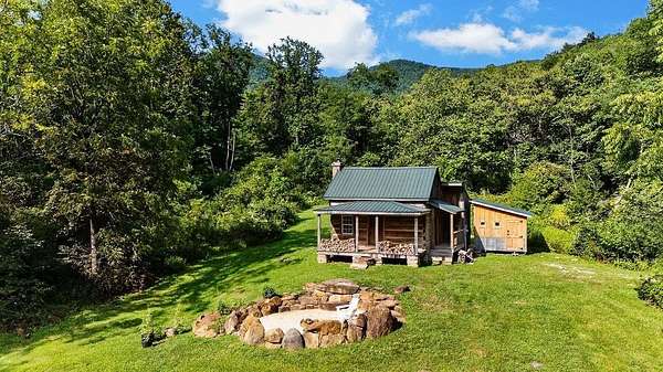 2.16 Acres of Land with Home for Sale in Roseland, Virginia