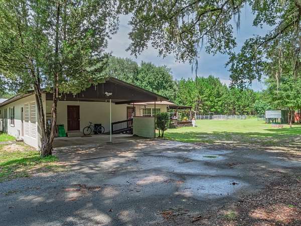 3 Acres of Land with Home for Sale in Tallahassee, Florida