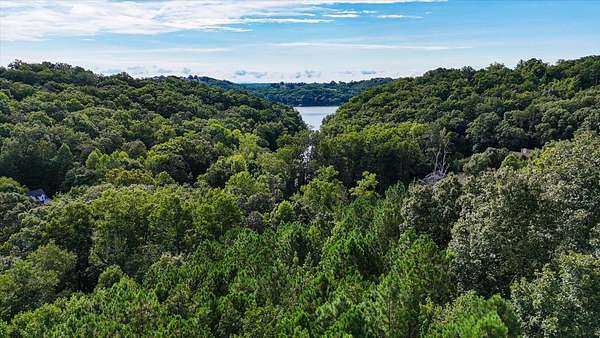 2.13 Acres of Residential Land for Sale in Hixson, Tennessee