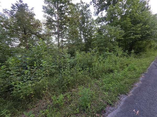 0.8 Acres of Residential Land for Sale in Somerset, Kentucky