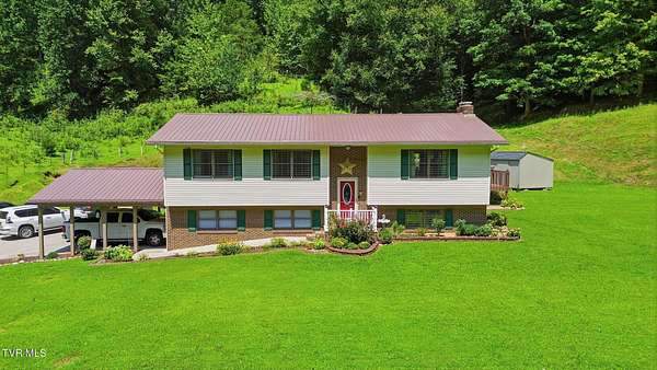 2.9 Acres of Land with Home for Sale in Kingsport, Tennessee