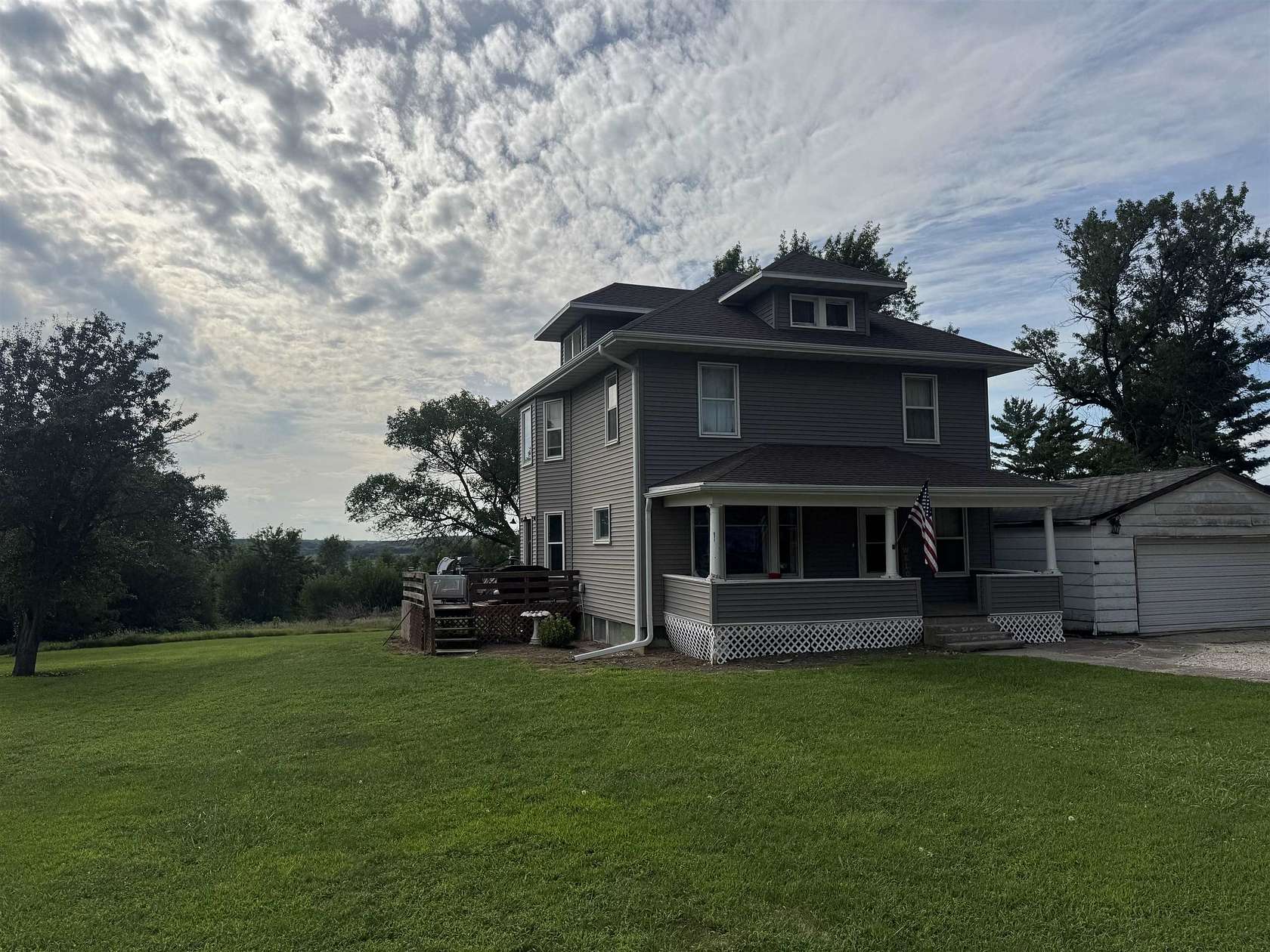 2.1 Acres of Land with Home for Sale in Kingsley, Iowa