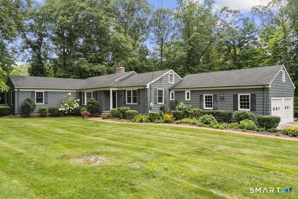 1.55 Acres of Land with Home for Sale in Woodbridge, Connecticut