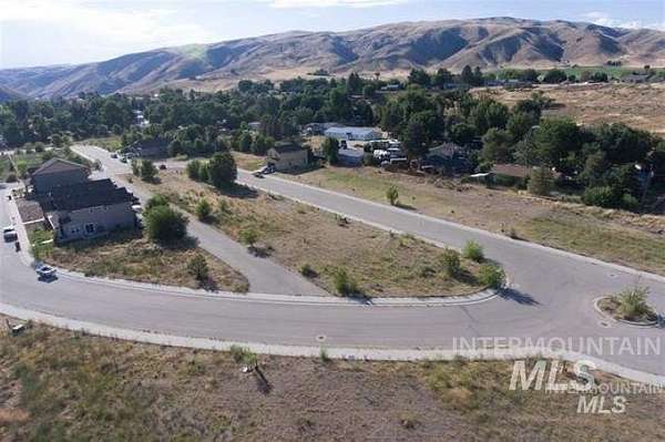 0.1 Acres of Residential Land for Sale in Horseshoe Bend, Idaho