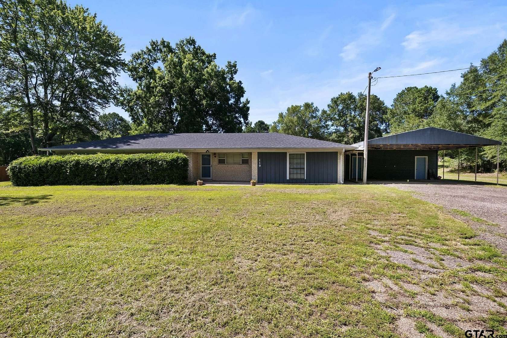 2 Acres of Improved Mixed-Use Land for Sale in Mount Pleasant, Texas