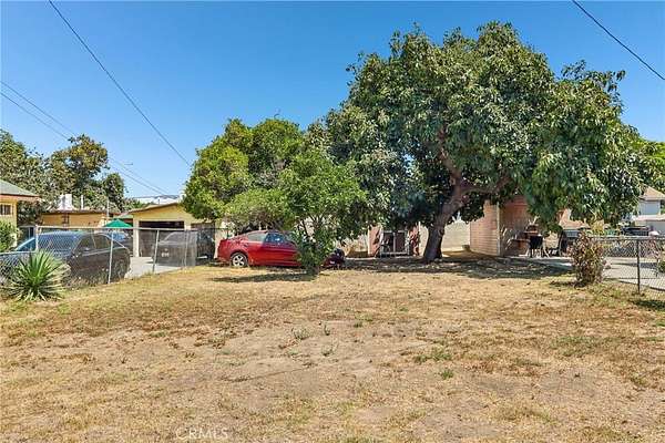 0.27 Acres of Residential Land for Sale in Inglewood, California