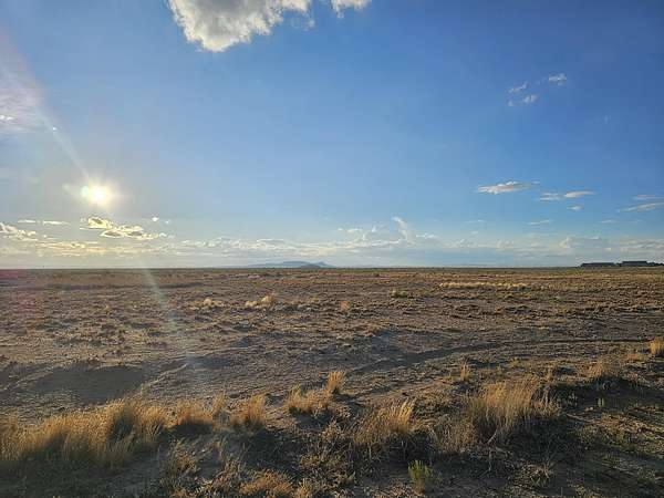 0.25 Acres of Land for Sale in Los Lunas, New Mexico