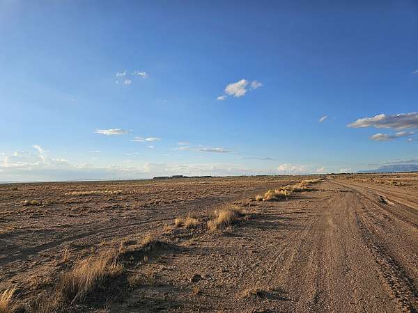 0.25 Acres of Land for Sale in Los Lunas, New Mexico