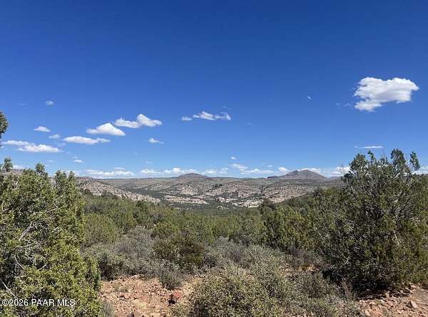 161 Acres of Land for Sale in Kingman, Arizona
