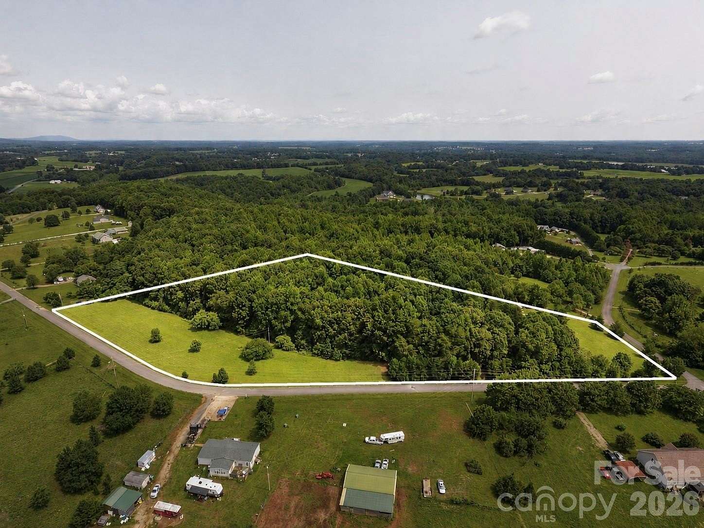 10 Acres of Residential Land for Sale in Lincolnton, North Carolina