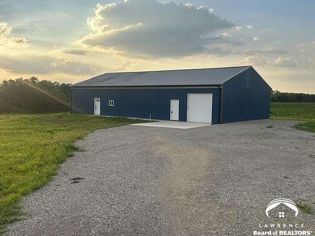 5.16 Acres of Land with Home for Sale in Oskaloosa, Kansas