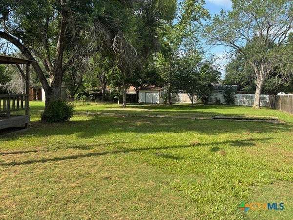 0.5 Acres of Residential Land for Sale in Yoakum, Texas
