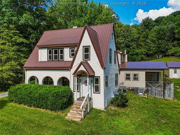 13.8 Acres of Land with Home for Sale in Clendenin, West Virginia
