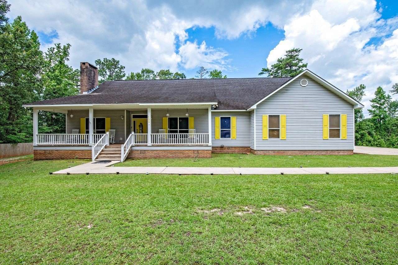 1.6 Acres of Land with Home for Sale in Jackson, Alabama