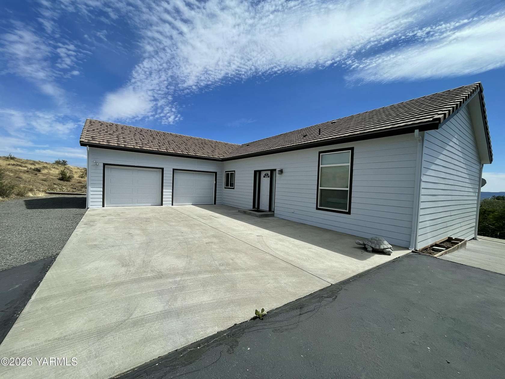 2.17 Acres of Land with Home for Sale in Yakima, Washington