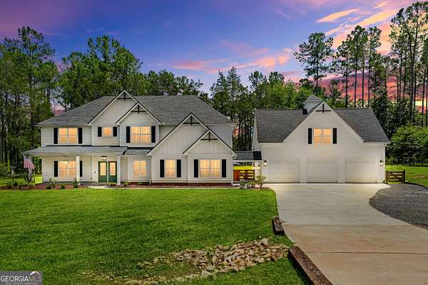 5 Acres of Land with Home for Sale in Senoia, Georgia