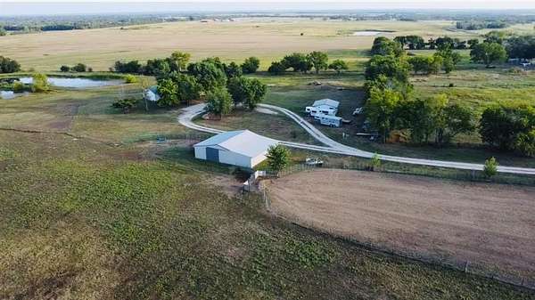 34.7 Acres of Agricultural Land with Home for Sale in Redfield, Kansas