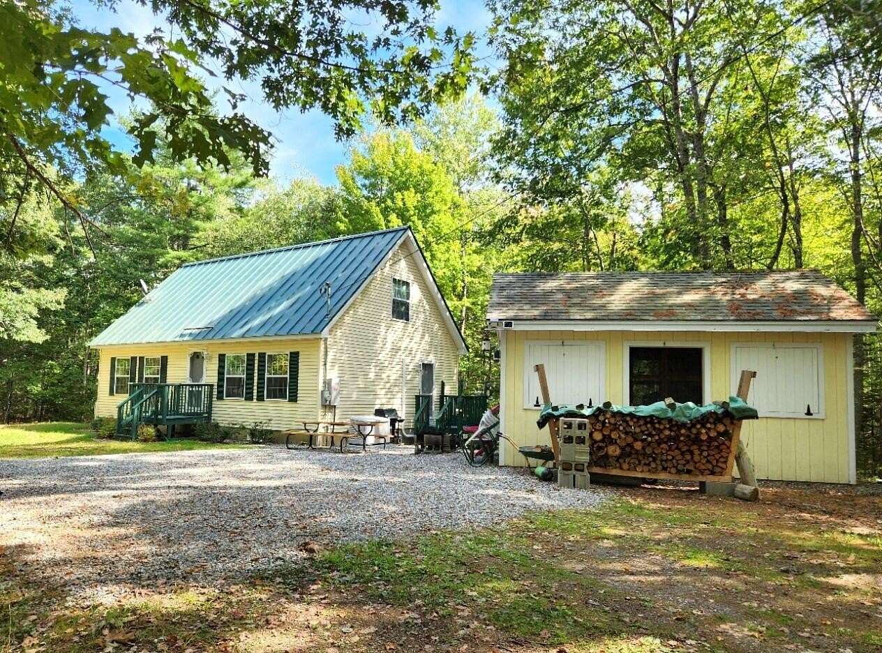1.82 Acres of Land with Home for Sale in Damariscotta, Maine
