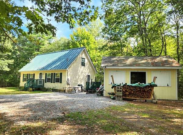 1.82 Acres of Land with Home for Sale in Damariscotta, Maine
