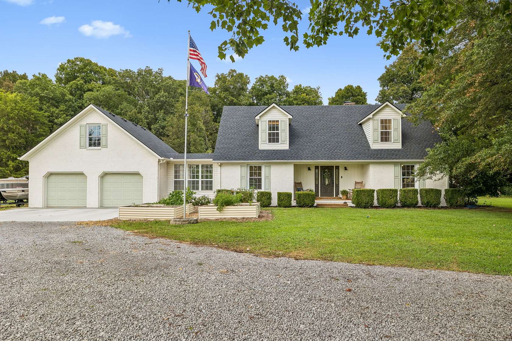 8 Acres of Land with Home for Sale in Murfreesboro, Tennessee