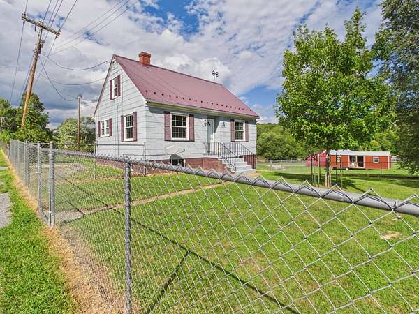 1.5 Acres of Mixed-Use Land for Sale in Staunton, Virginia