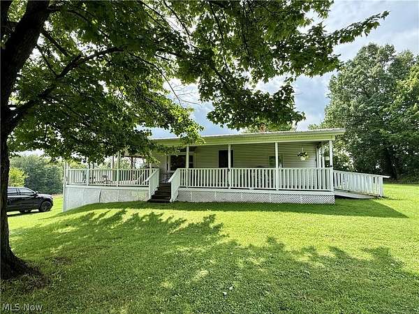 16.5 Acres of Land with Home for Sale in Amsterdam, Ohio