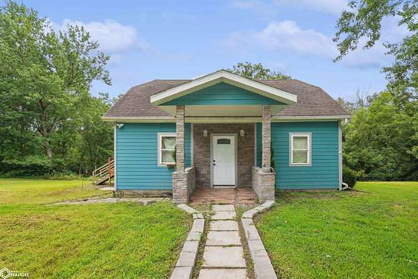 2.1 Acres of Land with Home for Auction in Burlington, Iowa