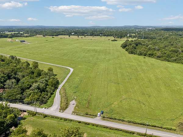 46.2 Acres of Agricultural & Residential Land for Sale in Christiana, Tennessee
